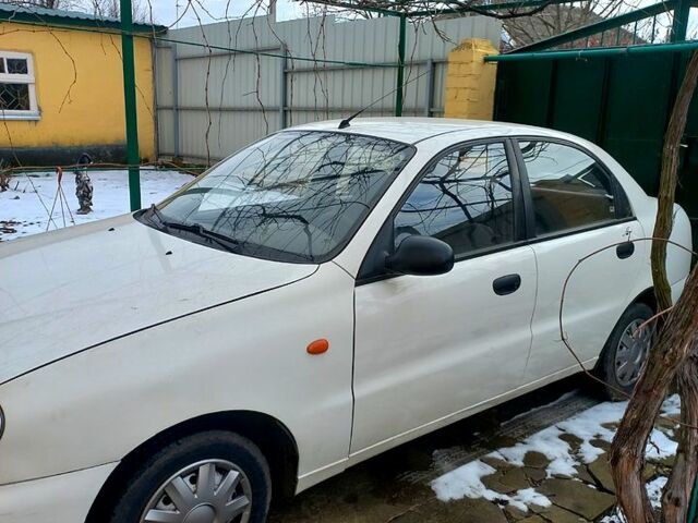 Белый Дэу Сенс, объемом двигателя 1.3 л и пробегом 95 тыс. км за 1300 $, фото 4 на Automoto.ua