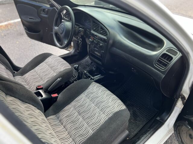 Белый Дэу Сенс, объемом двигателя 1.3 л и пробегом 200 тыс. км за 1500 $, фото 11 на Automoto.ua