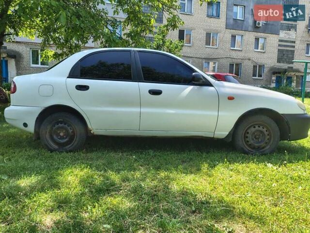 Белый Дэу Сенс, объемом двигателя 1.3 л и пробегом 206 тыс. км за 1100 $, фото 4 на Automoto.ua