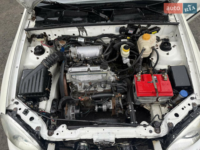 Белый Дэу Сенс, объемом двигателя 1.3 л и пробегом 555 тыс. км за 1375 $, фото 8 на Automoto.ua