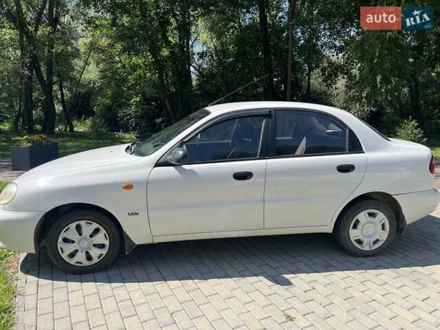Белый Дэу Сенс, объемом двигателя 1.3 л и пробегом 290 тыс. км за 1100 $, фото 1 на Automoto.ua