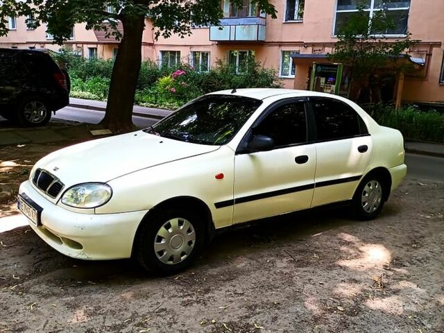 Дэу Сенс 2003 в Днепре (Днепропетровске) на Automoto.ua Белый Дэу Сенс, объемом двигателя 1.3 л и пробегом 250 тыс. км за 1450 $, фото 1 на Automoto.ua