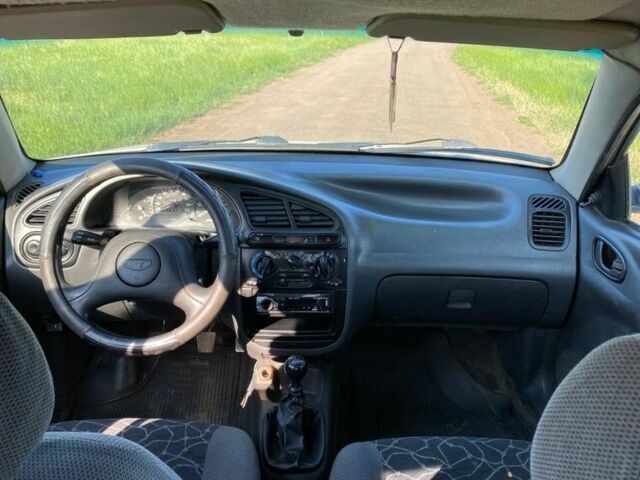 Белый Дэу Сенс, объемом двигателя 1.5 л и пробегом 222 тыс. км за 1754 $, фото 6 на Automoto.ua