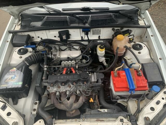 Білий Деу Сенс, об'ємом двигуна 1.5 л та пробігом 155 тис. км за 2399 $, фото 6 на Automoto.ua