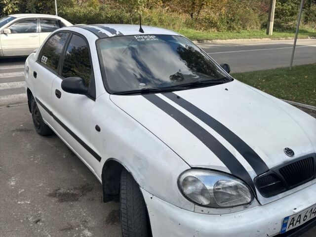 Белый Дэу Сенс, объемом двигателя 1.5 л и пробегом 300 тыс. км за 1200 $, фото 1 на Automoto.ua