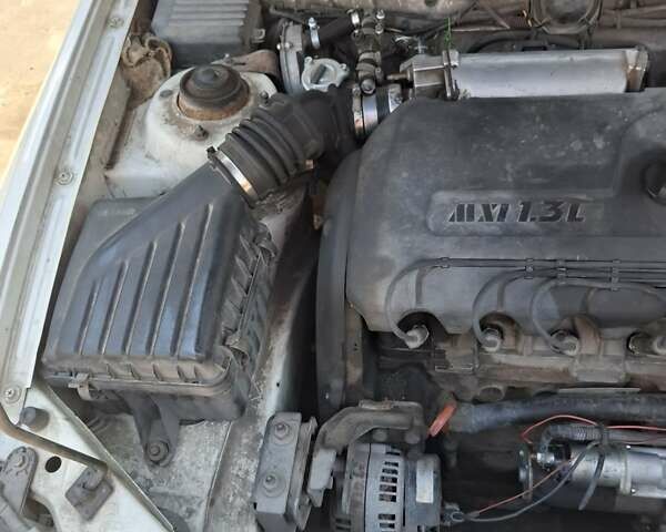 Белый Дэу Сенс, объемом двигателя 1.3 л и пробегом 360 тыс. км за 2000 $, фото 11 на Automoto.ua