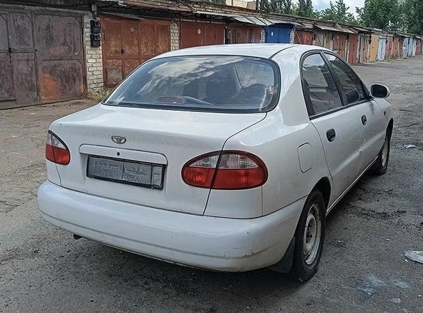 Белый Дэу Сенс, объемом двигателя 1.3 л и пробегом 81 тыс. км за 2200 $, фото 4 на Automoto.ua