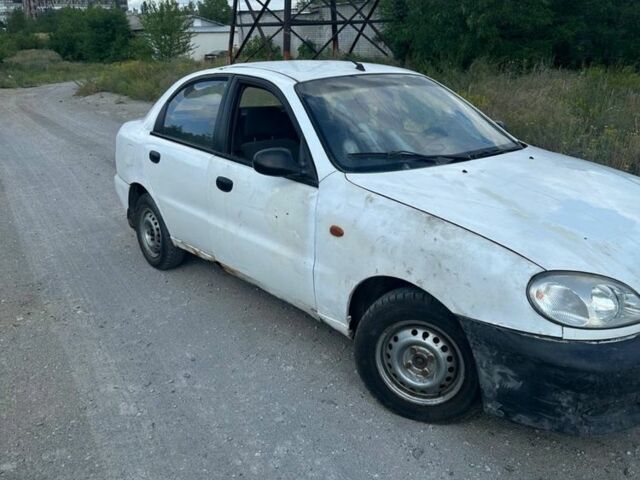 Белый Дэу Сенс, объемом двигателя 1.3 л и пробегом 170 тыс. км за 650 $, фото 2 на Automoto.ua