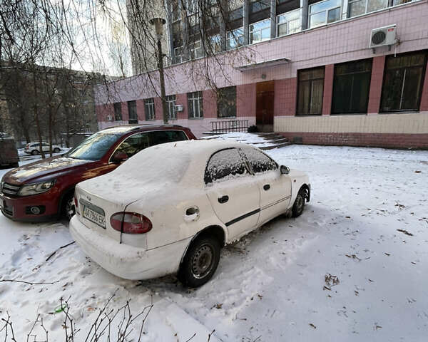 Білий Деу Сенс, об'ємом двигуна 1.3 л та пробігом 300 тис. км за 600 $, фото 1 на Automoto.ua