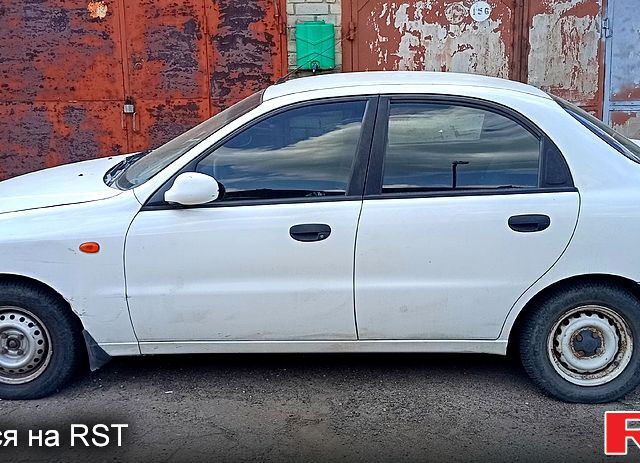 Белый Дэу Сенс, объемом двигателя 1.3 л и пробегом 81 тыс. км за 2200 $, фото 2 на Automoto.ua