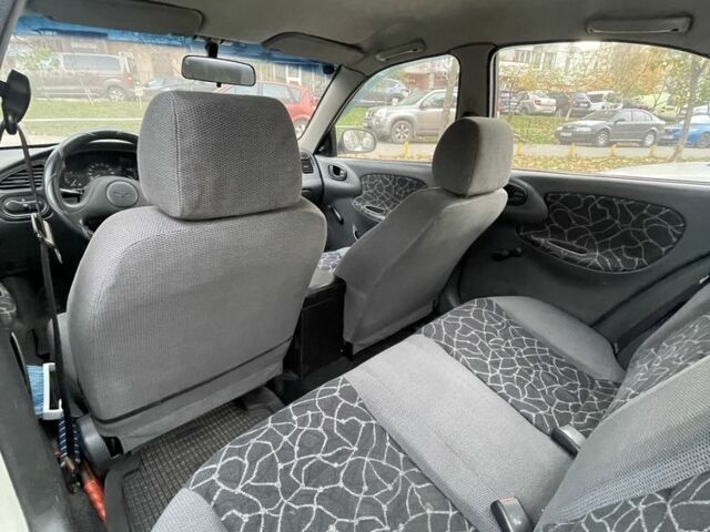 Белый Дэу Сенс, объемом двигателя 1.5 л и пробегом 308 тыс. км за 2315 $, фото 6 на Automoto.ua