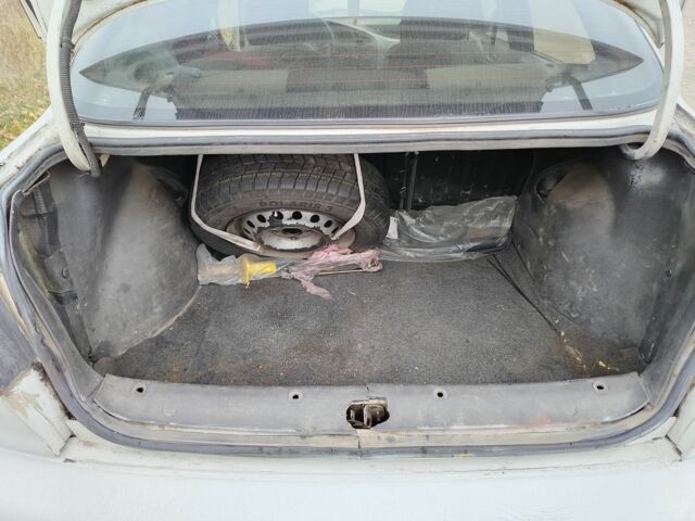 Белый Дэу Сенс, объемом двигателя 1.3 л и пробегом 346 тыс. км за 1800 $, фото 7 на Automoto.ua