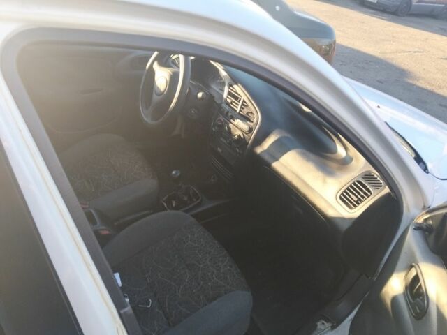 Белый Дэу Сенс, объемом двигателя 1.3 л и пробегом 321 тыс. км за 575 $, фото 3 на Automoto.ua