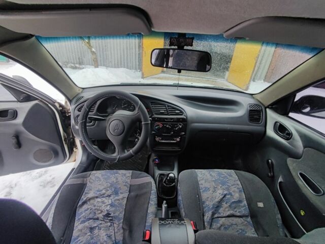 Білий Деу Сенс, об'ємом двигуна 1.5 л та пробігом 280 тис. км за 1600 $, фото 5 на Automoto.ua