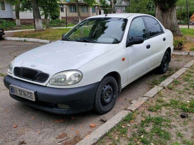 Белый Дэу Сенс, объемом двигателя 1.3 л и пробегом 250 тыс. км за 1200 $, фото 1 на Automoto.ua