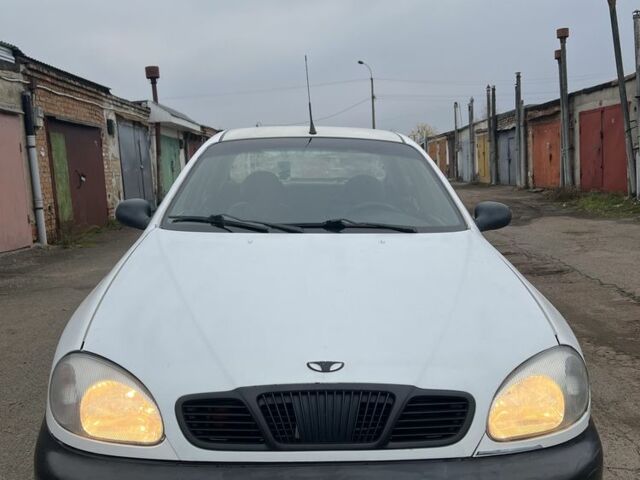 Белый Дэу Сенс, объемом двигателя 1.5 л и пробегом 211 тыс. км за 1500 $, фото 6 на Automoto.ua