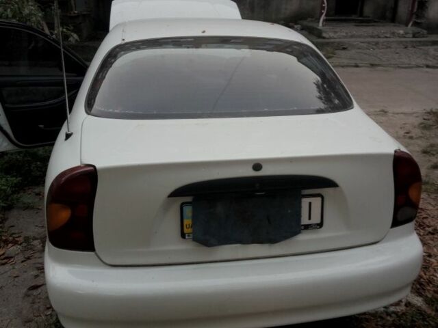 Белый Дэу Сенс, объемом двигателя 1 л и пробегом 250 тыс. км за 700 $, фото 2 на Automoto.ua