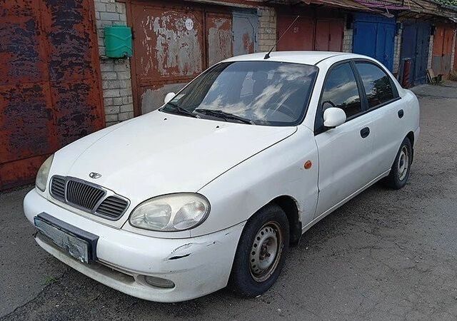 Белый Дэу Сенс, объемом двигателя 1.3 л и пробегом 81 тыс. км за 2200 $, фото 3 на Automoto.ua