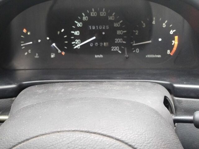 Белый Дэу Сенс, объемом двигателя 1.5 л и пробегом 190 тыс. км за 999 $, фото 8 на Automoto.ua