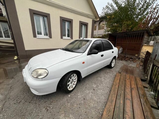Белый Дэу Сенс, объемом двигателя 1.3 л и пробегом 3 тыс. км за 1650 $, фото 4 на Automoto.ua