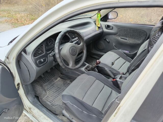 Белый Дэу Сенс, объемом двигателя 1.3 л и пробегом 346 тыс. км за 1800 $, фото 4 на Automoto.ua