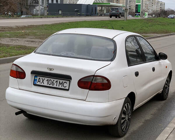 Белый Дэу Сенс, объемом двигателя 1.6 л и пробегом 250 тыс. км за 1050 $, фото 5 на Automoto.ua