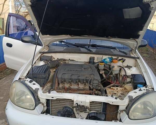 Белый Дэу Сенс, объемом двигателя 1.3 л и пробегом 209 тыс. км за 1550 $, фото 1 на Automoto.ua