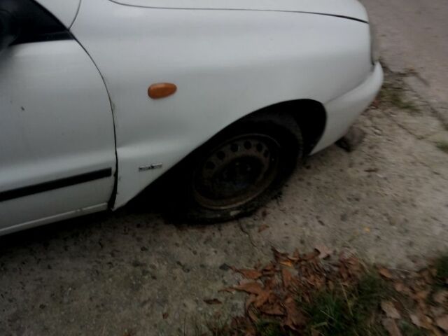 Белый Дэу Сенс, объемом двигателя 1 л и пробегом 250 тыс. км за 700 $, фото 5 на Automoto.ua