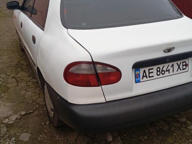 Белый Дэу Сенс, объемом двигателя 1.3 л и пробегом 200 тыс. км за 1100 $, фото 3 на Automoto.ua