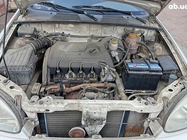 Білий Деу Сенс, об'ємом двигуна 1.3 л та пробігом 81 тис. км за 2500 $, фото 3 на Automoto.ua