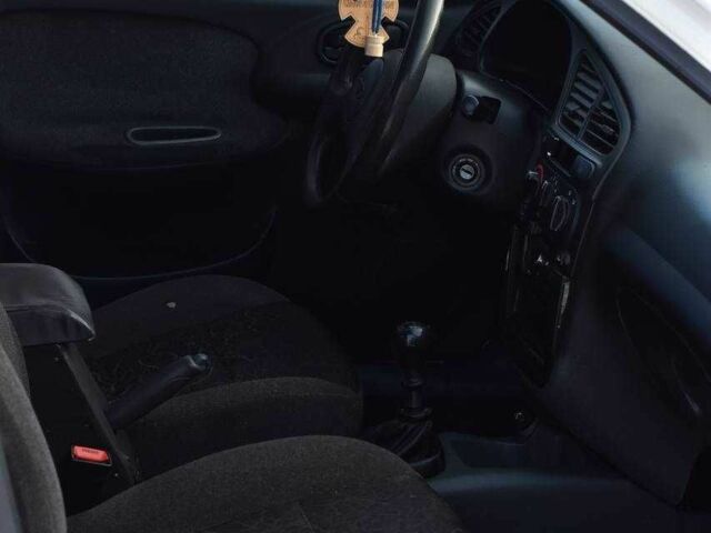 Білий Деу Сенс, об'ємом двигуна 1.5 л та пробігом 229 тис. км за 1950 $, фото 9 на Automoto.ua