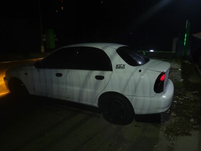 Білий Деу Сенс, об'ємом двигуна 1.6 л та пробігом 357 тис. км за 1300 $, фото 2 на Automoto.ua