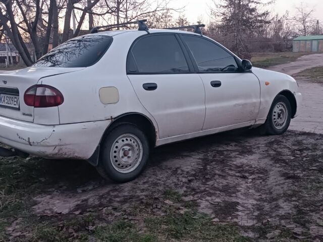 Білий Деу Сенс, об'ємом двигуна 1.3 л та пробігом 1 тис. км за 1000 $, фото 2 на Automoto.ua