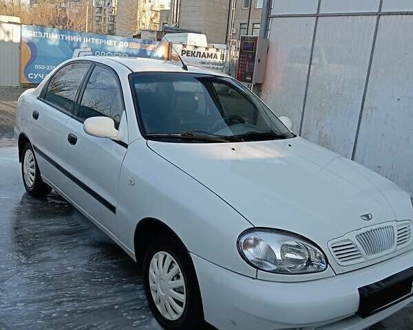 Білий Деу Сенс, об'ємом двигуна 1.3 л та пробігом 215 тис. км за 2100 $, фото 1 на Automoto.ua
