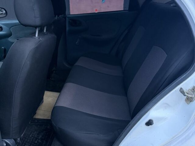 Білий Деу Сенс, об'ємом двигуна 1.5 л та пробігом 144 тис. км за 2000 $, фото 9 на Automoto.ua