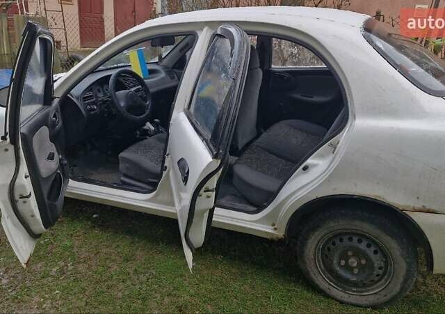 Білий Деу Сенс, об'ємом двигуна 1.3 л та пробігом 300 тис. км за 600 $, фото 2 на Automoto.ua