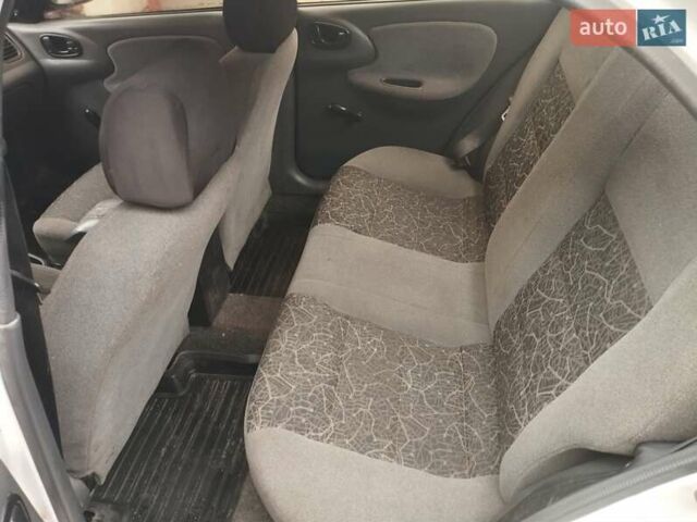 Белый Дэу Сенс, объемом двигателя 0 л и пробегом 280 тыс. км за 2300 $, фото 4 на Automoto.ua