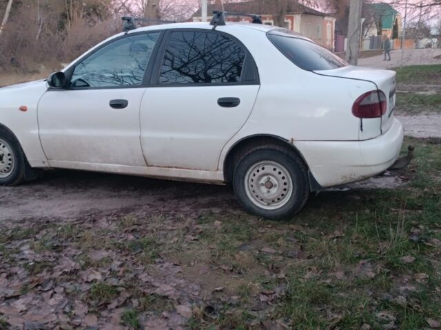 Білий Деу Сенс, об'ємом двигуна 1.3 л та пробігом 1 тис. км за 1000 $, фото 5 на Automoto.ua