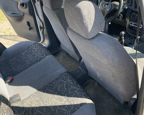 Білий Деу Сенс, об'ємом двигуна 1.3 л та пробігом 285 тис. км за 1100 $, фото 3 на Automoto.ua