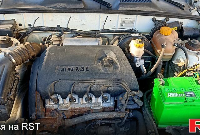 Білий Деу Сенс, об'ємом двигуна 1.3 л та пробігом 94 тис. км за 2200 $, фото 4 на Automoto.ua