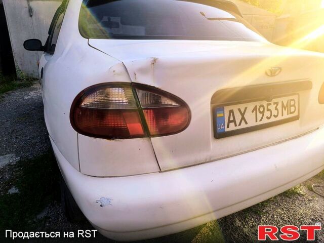 Белый Дэу Сенс, объемом двигателя 1.3 л и пробегом 280 тыс. км за 800 $, фото 2 на Automoto.ua