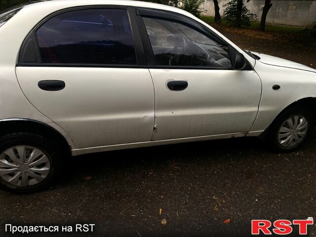 Белый Дэу Сенс, объемом двигателя 1.3 л и пробегом 180 тыс. км за 1200 $, фото 3 на Automoto.ua