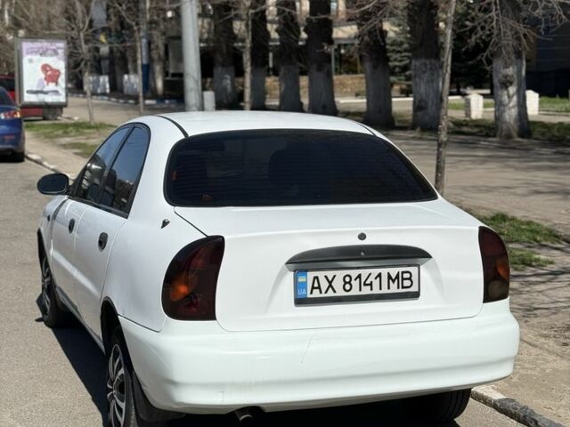 Білий Деу Сенс, об'ємом двигуна 1.6 л та пробігом 333 тис. км за 2250 $, фото 3 на Automoto.ua
