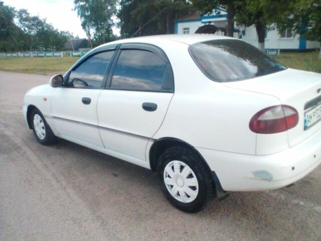 Белый Дэу Сенс, объемом двигателя 1.3 л и пробегом 290 тыс. км за 1771 $, фото 2 на Automoto.ua