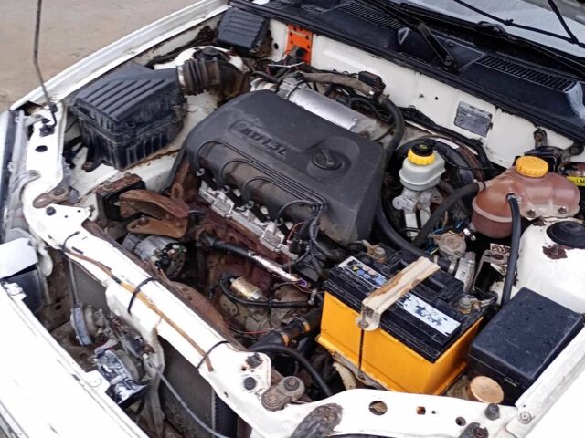 Белый Дэу Сенс, объемом двигателя 1.3 л и пробегом 200 тыс. км за 1700 $, фото 7 на Automoto.ua