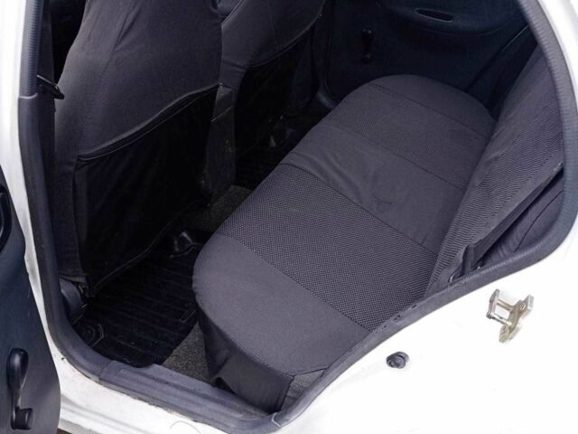 Белый Дэу Сенс, объемом двигателя 1.3 л и пробегом 200 тыс. км за 1700 $, фото 5 на Automoto.ua