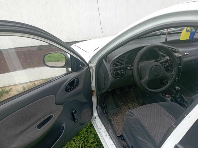 Білий Деу Сенс, об'ємом двигуна 1.3 л та пробігом 177 тис. км за 1300 $, фото 6 на Automoto.ua