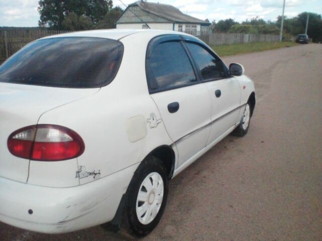 Белый Дэу Сенс, объемом двигателя 1.3 л и пробегом 290 тыс. км за 1771 $, фото 3 на Automoto.ua