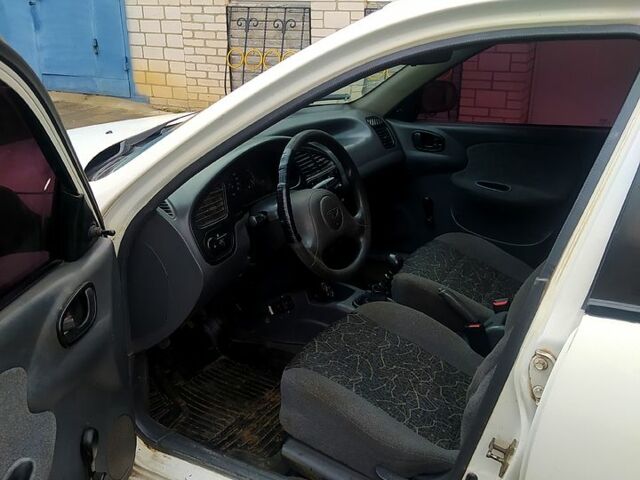 Белый Дэу Сенс, объемом двигателя 1.3 л и пробегом 100 тыс. км за 1000 $, фото 6 на Automoto.ua