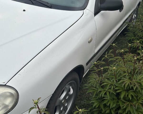 Білий Деу Сенс, об'ємом двигуна 1.3 л та пробігом 147 тис. км за 2300 $, фото 3 на Automoto.ua